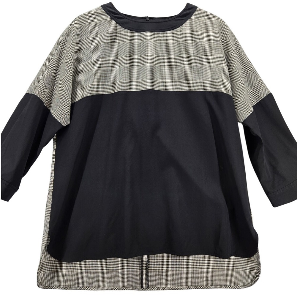 St. John Colorblock Pattern Bateau Neckline Wool Silk Blend Black Gray Top 10